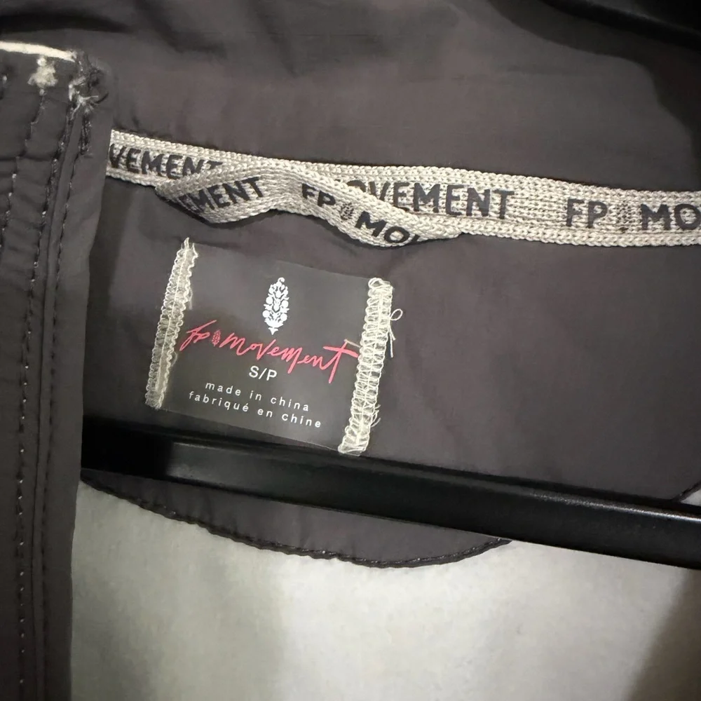 Free people rain jacket size small - Picture 2 of 3